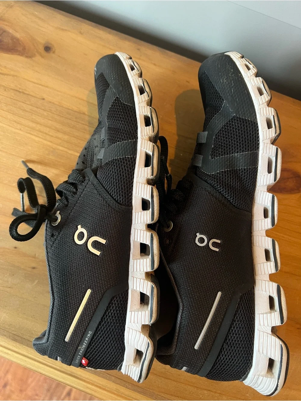 On Running lightweight breathable